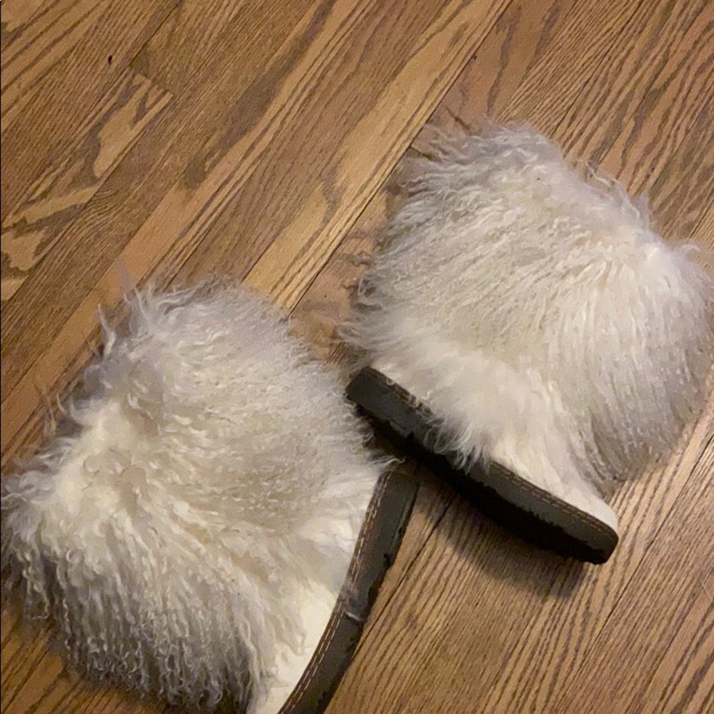 BEARPAW Boo curly lamb boots ❤️